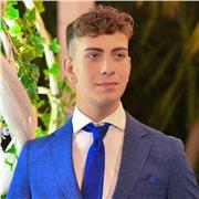 Studente universitario. Impartisco lezioni di inglese